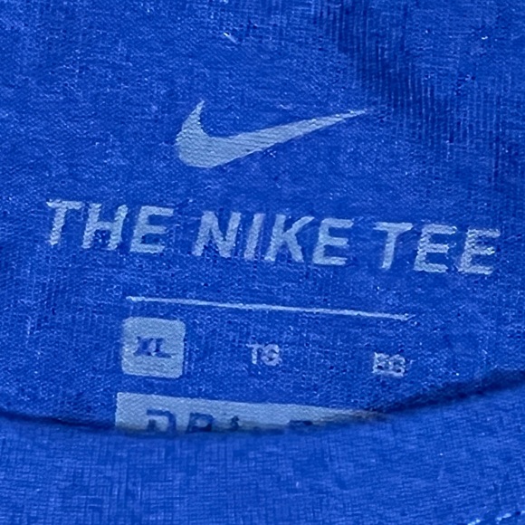 New York Giants The Nike Tee SOFT Blue NFL Sports Crewneck Tshirt - Picture 5 of 5